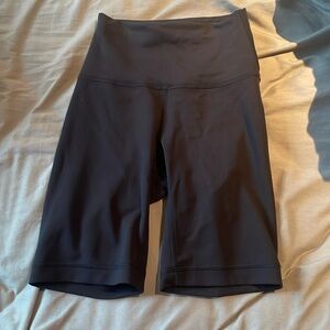 Lululemon wunder train high rise bike shorts